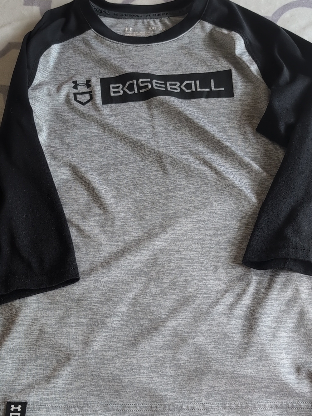 Under Armour Boy’s Baseball Raglan 3/4 Tee - Gray & Black